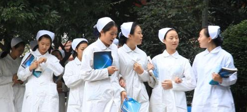 四川省人民医院护士学校招生老师QQ及电话