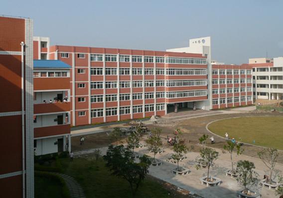 泸州市电子机械学校 2019年介绍