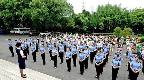 贵州现代经济学校旅游动车和谐号管理人员专业招生如何招生信息