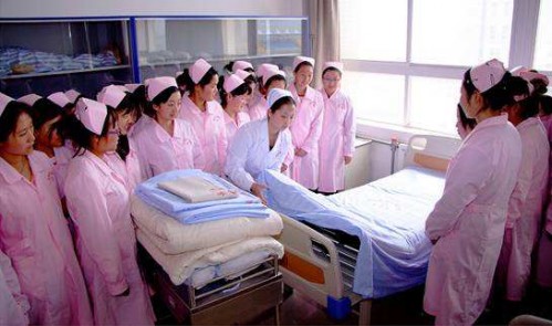 贵州省重点公办职业技术学校：女生学习医疗护理专业有哪些优势和劣势？招生信息