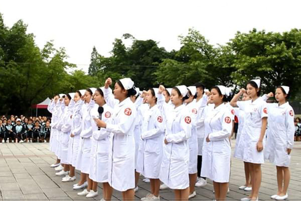 贵阳市卫校：护理专业介绍招生信息