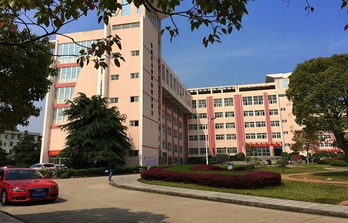 郑州商业技师学院